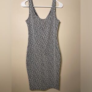 BAR III black and white print body con midi dress size SMALL
